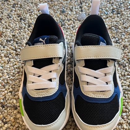 Puma Kondisko / Sneakers Trinity Lite Ac - Sort/Hvid
